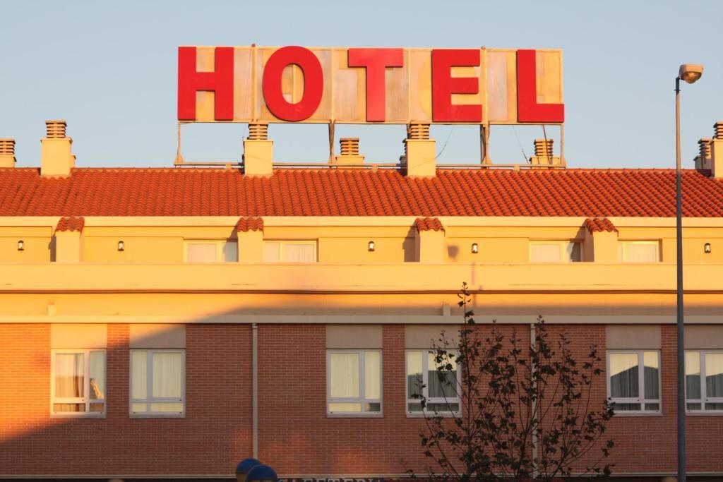Hotel Ruta Del Duero La Cistérniga Exterior foto