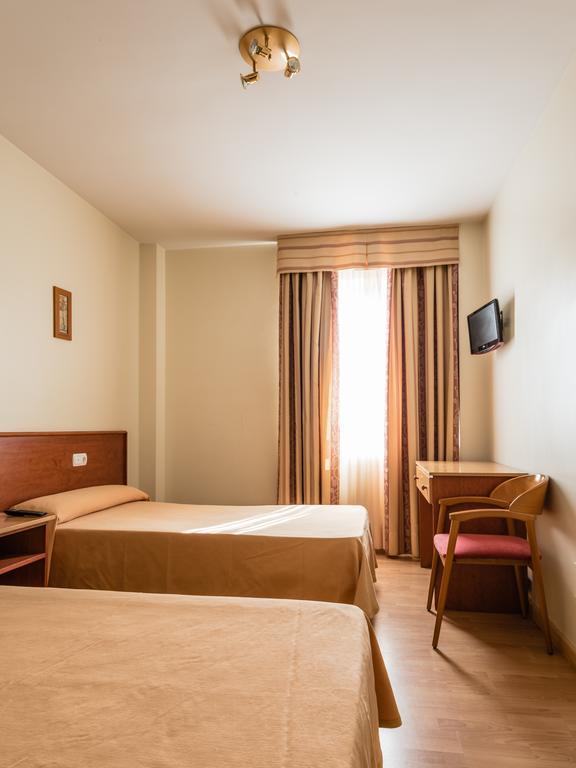Hotel Ruta Del Duero La Cistérniga Exterior foto